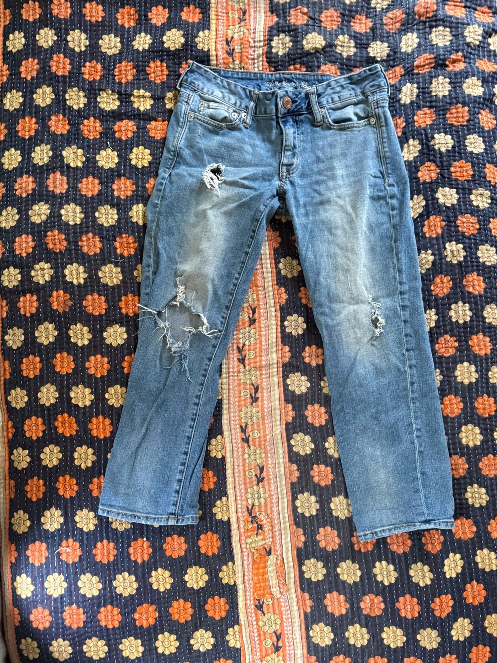 Distressed Boyfriend Fit American Eagle Women's Blue Denim Jeans